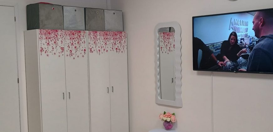 Piso reformado en Av Montecarlo, Bnirdorm, Ciudad antena