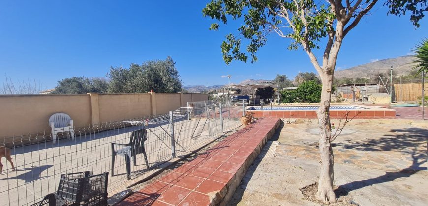 Casa en Secanet Villajoyosa, junto al camping Imperium