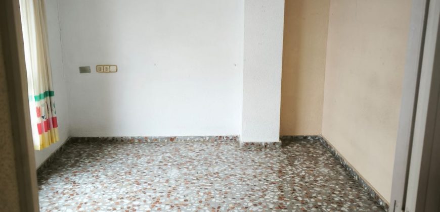 Piso de dos dormitorios a escasos metros del mar