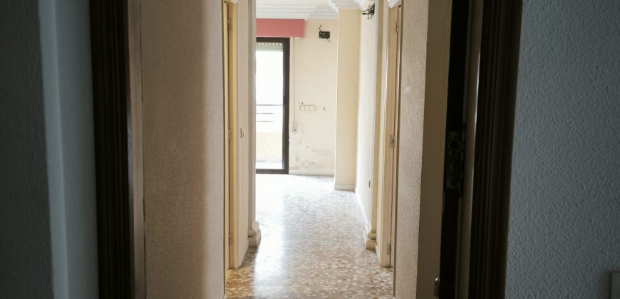 Piso de dos dormitorios a escasos metros del mar